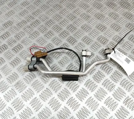 Nissan Leaf II (ZE1) Air conditioning (A/C) pipe/hose