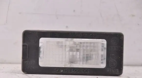 Volkswagen PASSAT B6 Number plate light 5N0943021