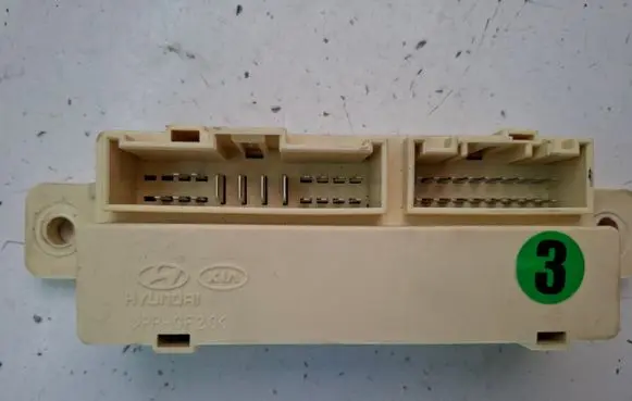 KIA Ceed Door central lock control unit/module 919402H130
