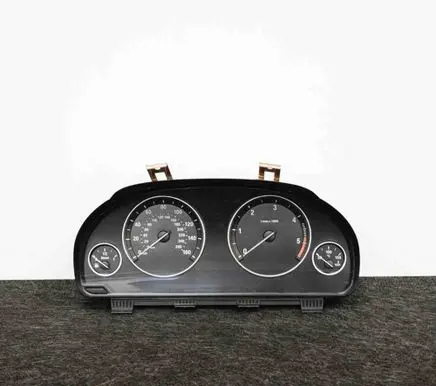 BMW 5 F10 F11 Speedometer (instrument cluster) 9227616