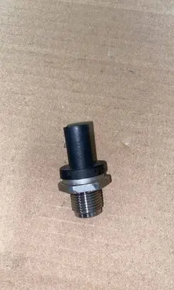 Mercedes-Benz Sprinter W906 Fuel pressure sensor 0281002942