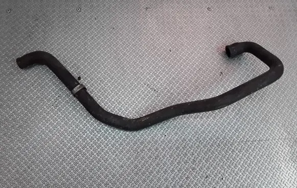 BMW 5 E39 Engine coolant pipe/hose