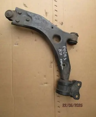 Ford C-MAX I Front lower control arm/wishbone 323538SRL