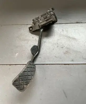 Audi A6 S6 C5 4B Accelerator throttle pedal 6PV00802609 8D2721523B