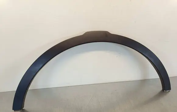 Land Rover Evoque I Front arch trim