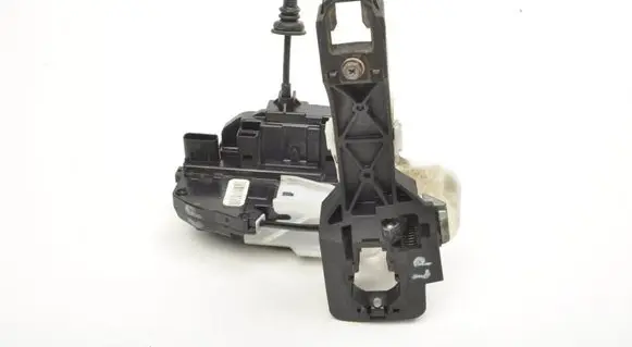 KIA Ceed Front door lock 813101H000