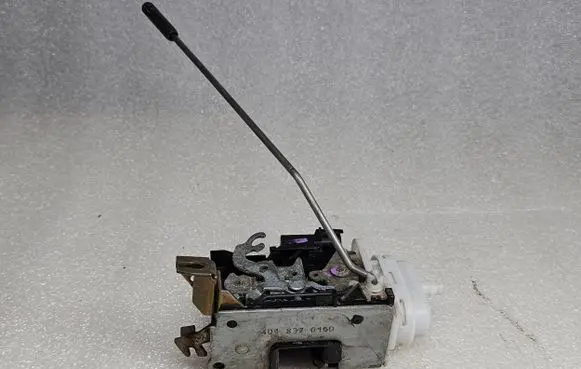 Audi A8 S8 D2 4D Front door lock 4D1837016D