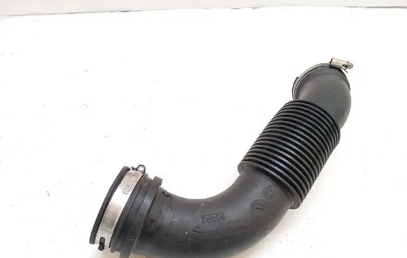 Ford Focus Engine coolant pipe/hose S9E0B
