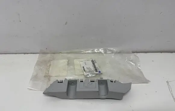 Opel Karl Front bumper mounting bracket 42488280