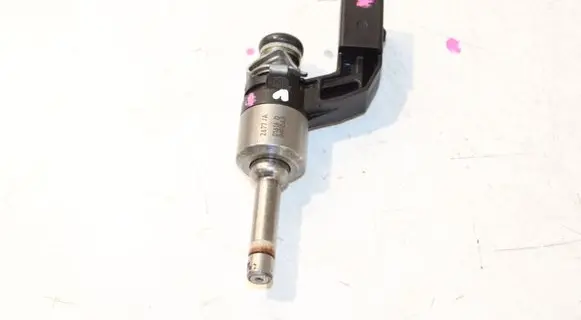 Fuel injector
