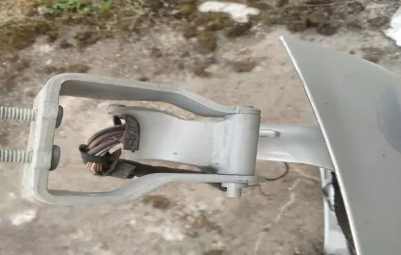 Audi A6 S6 C6 4F Tailgate/trunk/boot hinge