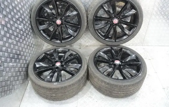 Jaguar XF X260 R20 alloy rim 