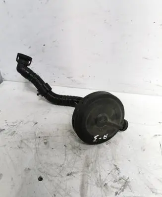 Audi A3 S3 A3 Sportback 8P Breather/breather pipe/hose 03C103201E
