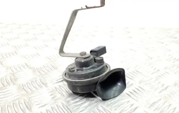 Volkswagen PASSAT CC Horn signal 3C0951223A 3C0961182