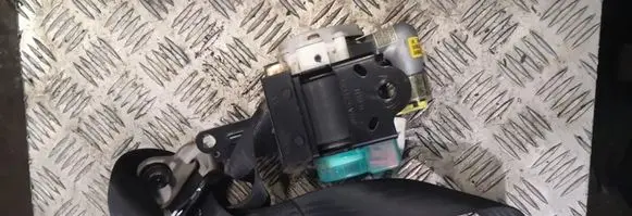 Mazda 2 Front seatbelt t89307