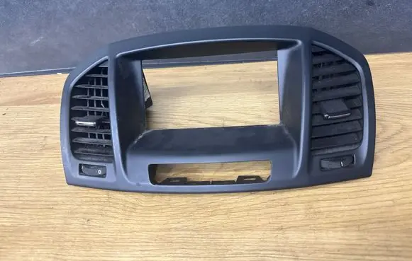 Opel Insignia A Dash center air vent grill 13321693