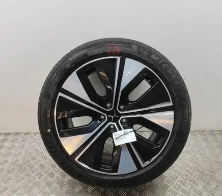 Polestar 2 R19 alloy rim 32327782