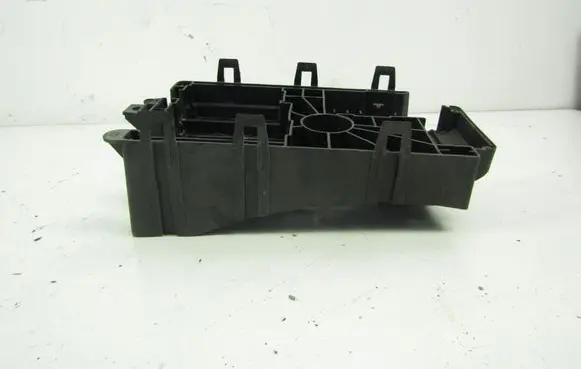 Opel Insignia A Fuse box cover 13222784