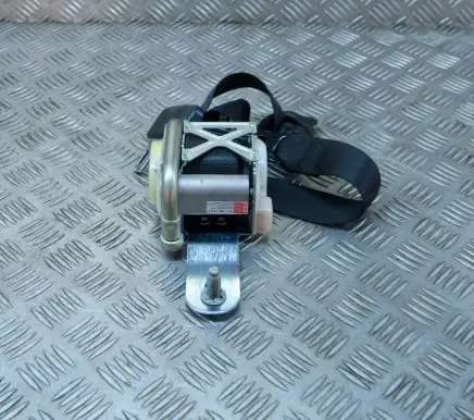 Tesla Model S Front seatbelt 2429938