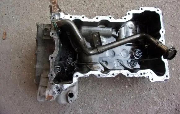 Oil sump