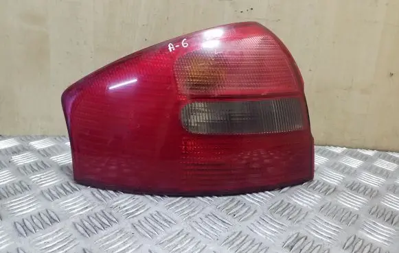 Audi A6 S6 C5 4B Rear/tail lights 4B5945095B