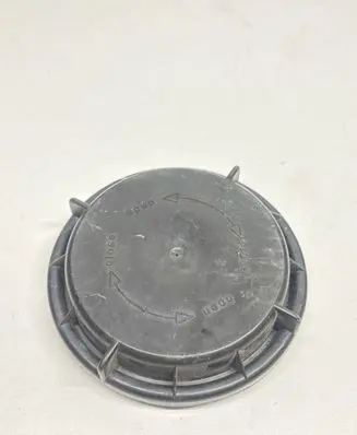 Volkswagen Golf IV Headlight/headlamp dust cover 14735300