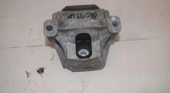 Audi Q5 SQ5 Engine mount bracket 8R0199381