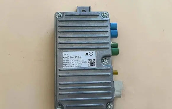 Mercedes-Benz E W212 Camera control unit module A0009004004 A0009018002