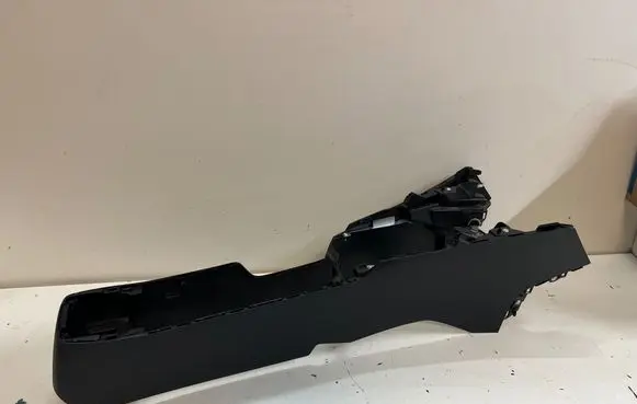 Mazda CX-3 Center console D10S64421