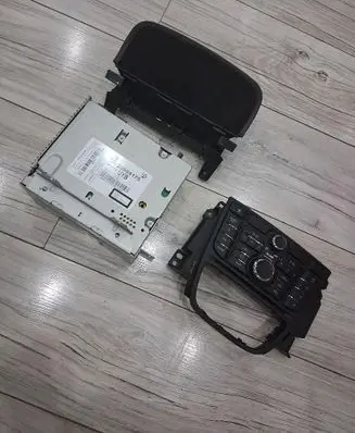 Opel Meriva B Radio/CD/DVD/GPS head unit 20984175 13346041