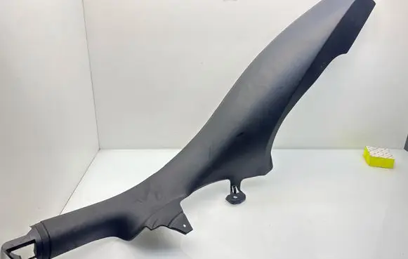 Skoda Octavia Mk3 (5E) Rear seat side bottom trim 5E5867766B