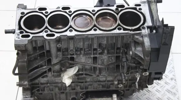 Volvo XC70 Engine block B5254T