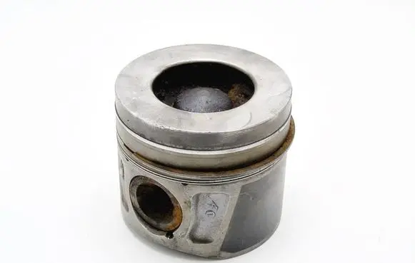 Opel Antara Piston 10611389634