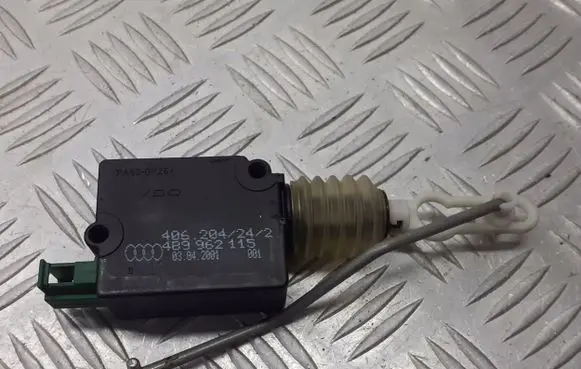 Audi A3 S3 8L Fuel tank cap lock 4B9962115