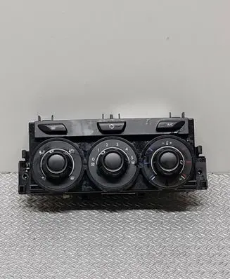 Citroen DS3 Climate control unit 770302