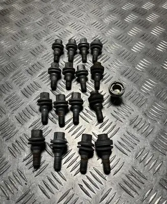 Opel Corsa F Anti-theft wheel nuts and lock DG22507