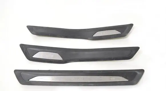 BMW i3 sill trim set (inner) 7289225 7289226