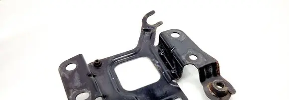 Volvo V70 Air filter cleaner box bracket assembly 30699981