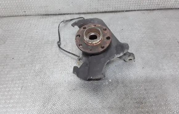 Opel Corsa D Front wheel hub spindle knuckle 