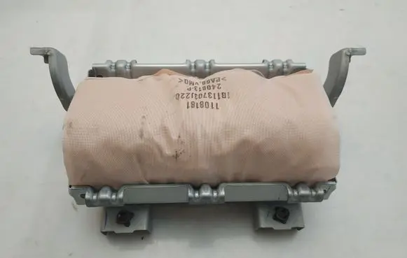 Lexus IS III XE30 Passenger airbag PAB31019 0589P1000470