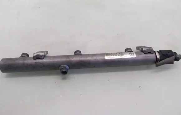 Jeep Grand Cherokee (WK) Fuel main line pipe A6420702695