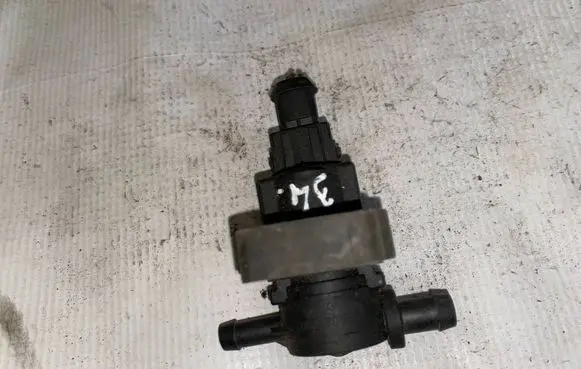 Mercedes-Benz S W220 Turbo solenoid valve 0004701593 A0004701593