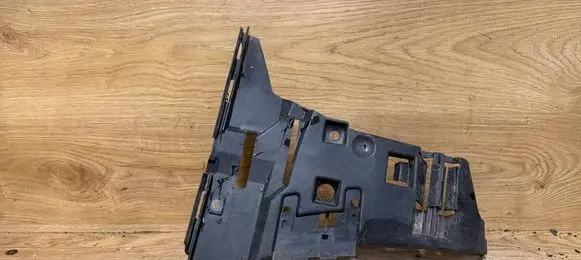 Volvo V70 Front bumper mounting bracket 09190304