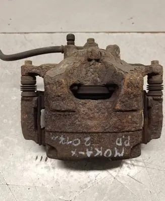 Opel Mokka X Front brake caliper 
