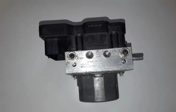 Nissan Qashqai ABS Pump 476604EA0E