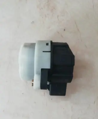 Volvo XC90 Ignition lock contact 8645228