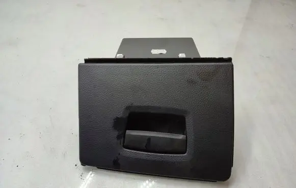BMW 5 F10 F11 Glove box 9166696