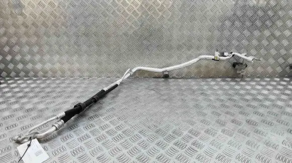 Mercedes-Benz GLS X167 Air conditioning (A/C) pipe/hose A1678303303