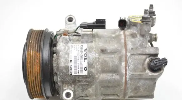 Volvo V60 Air conditioning (A/C) compressor (pump) 31404446