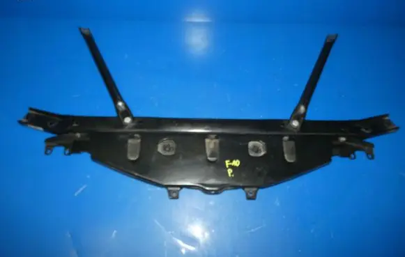 BMW 5 F10 F11 Radiator support slam panel bracket 